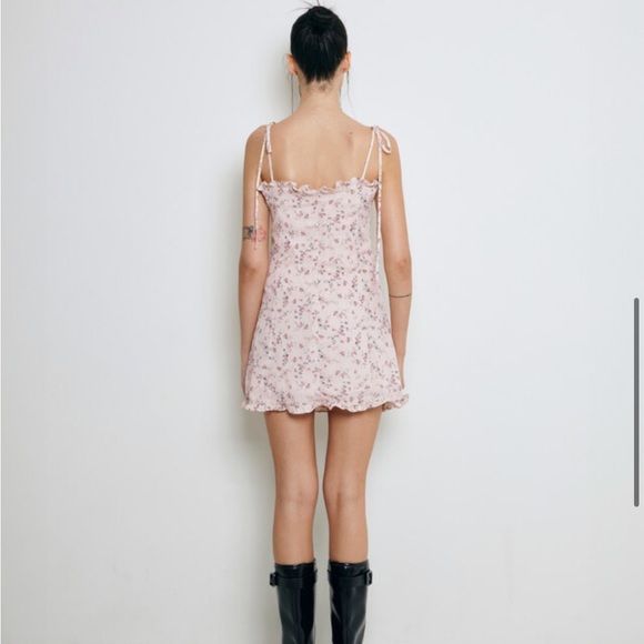 Floral pink dress - Picture 2 of 8